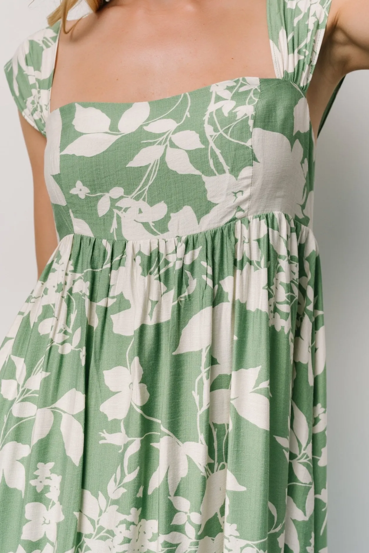 Discount Baltic Born Aita Maxi Dress | Green + Ivory Floral Green+IvoryFloral