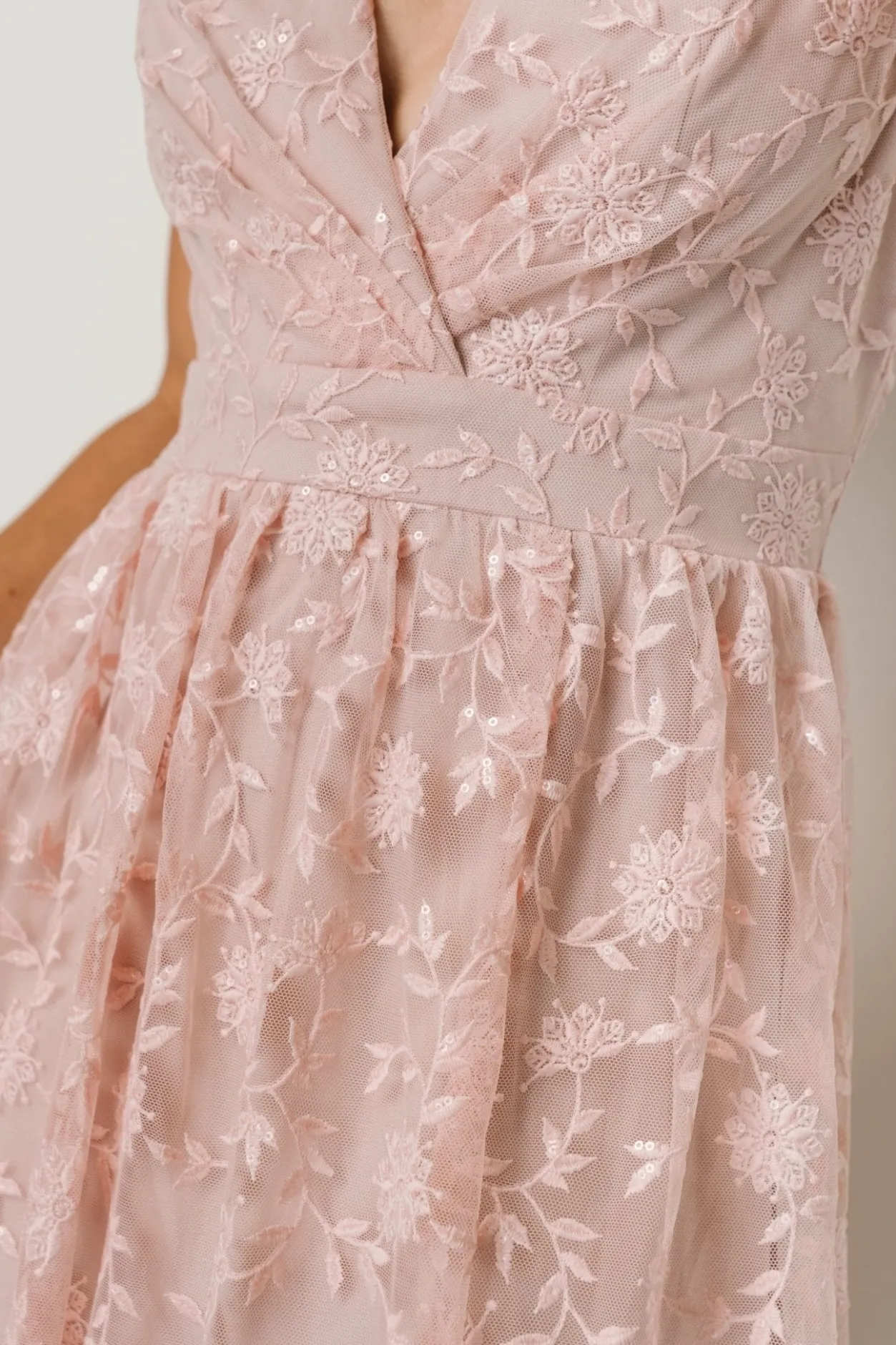 Outlet Baltic Born Alexa Embroidered Sequin Maxi Dress | Blush Rose BlushRose