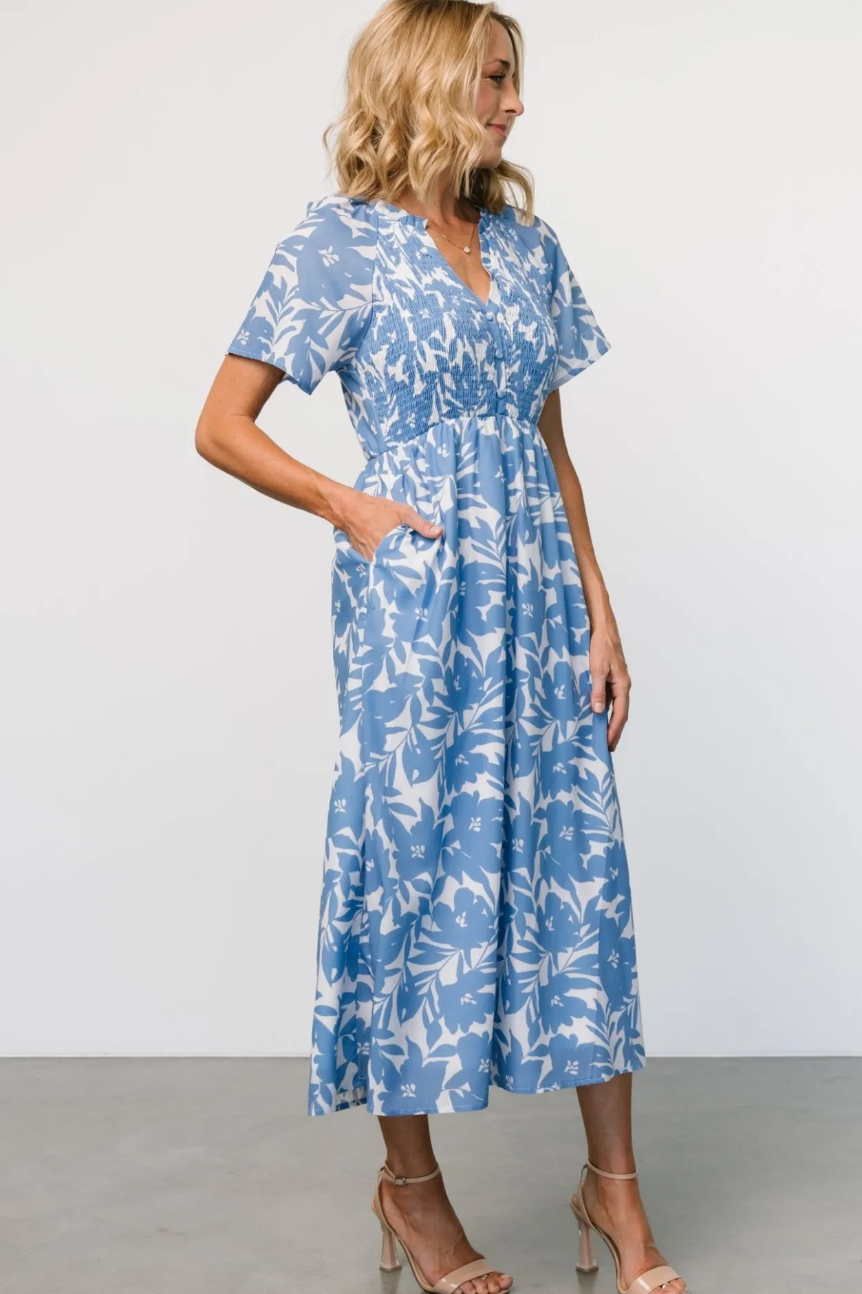 Hot Baltic Born Annise Midi Dress | Blue Floral BlueFloral