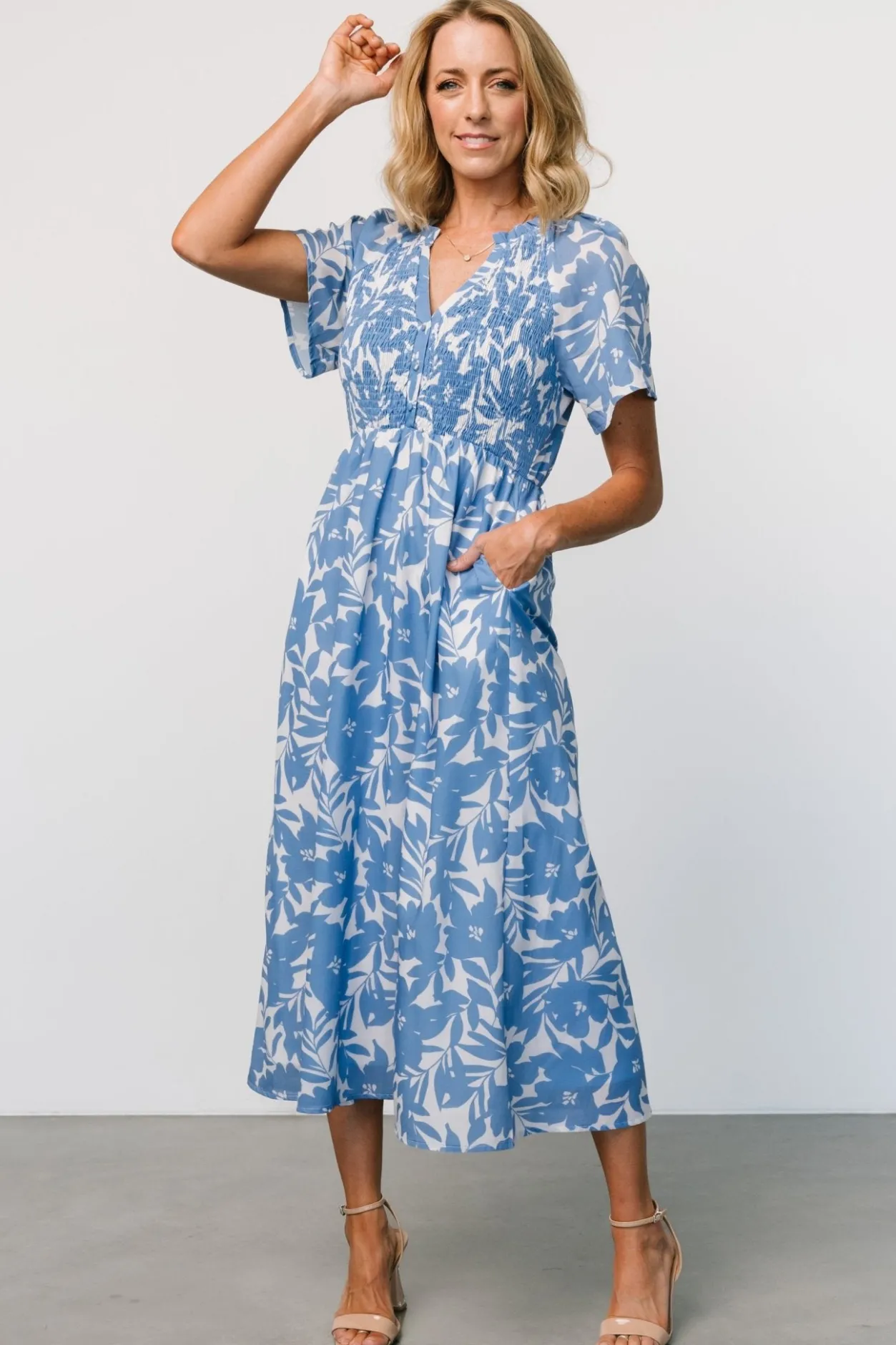 Hot Baltic Born Annise Midi Dress | Blue Floral BlueFloral
