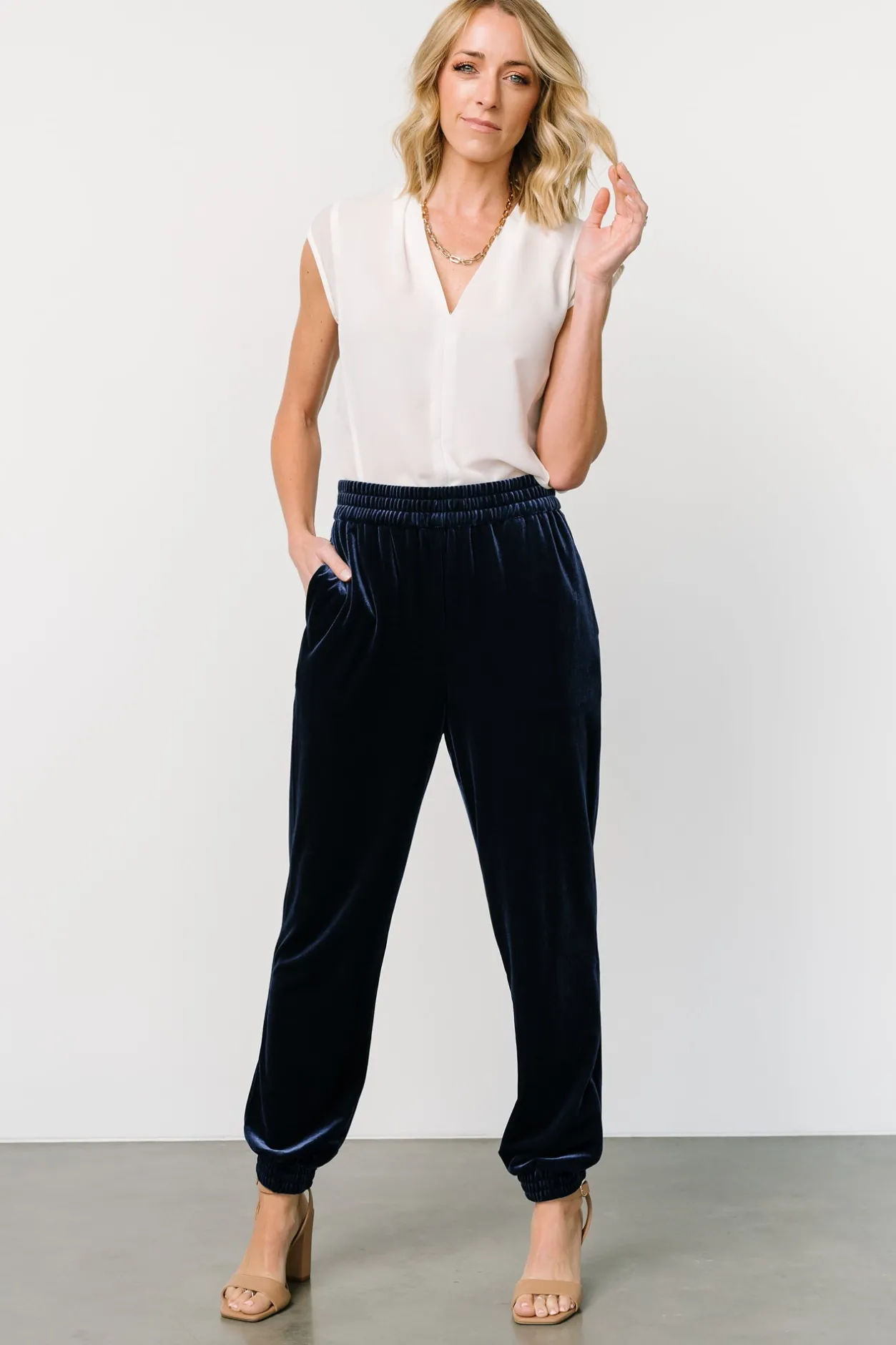 Outlet Baltic Born Archie Velvet Jogger Pants | Peacock