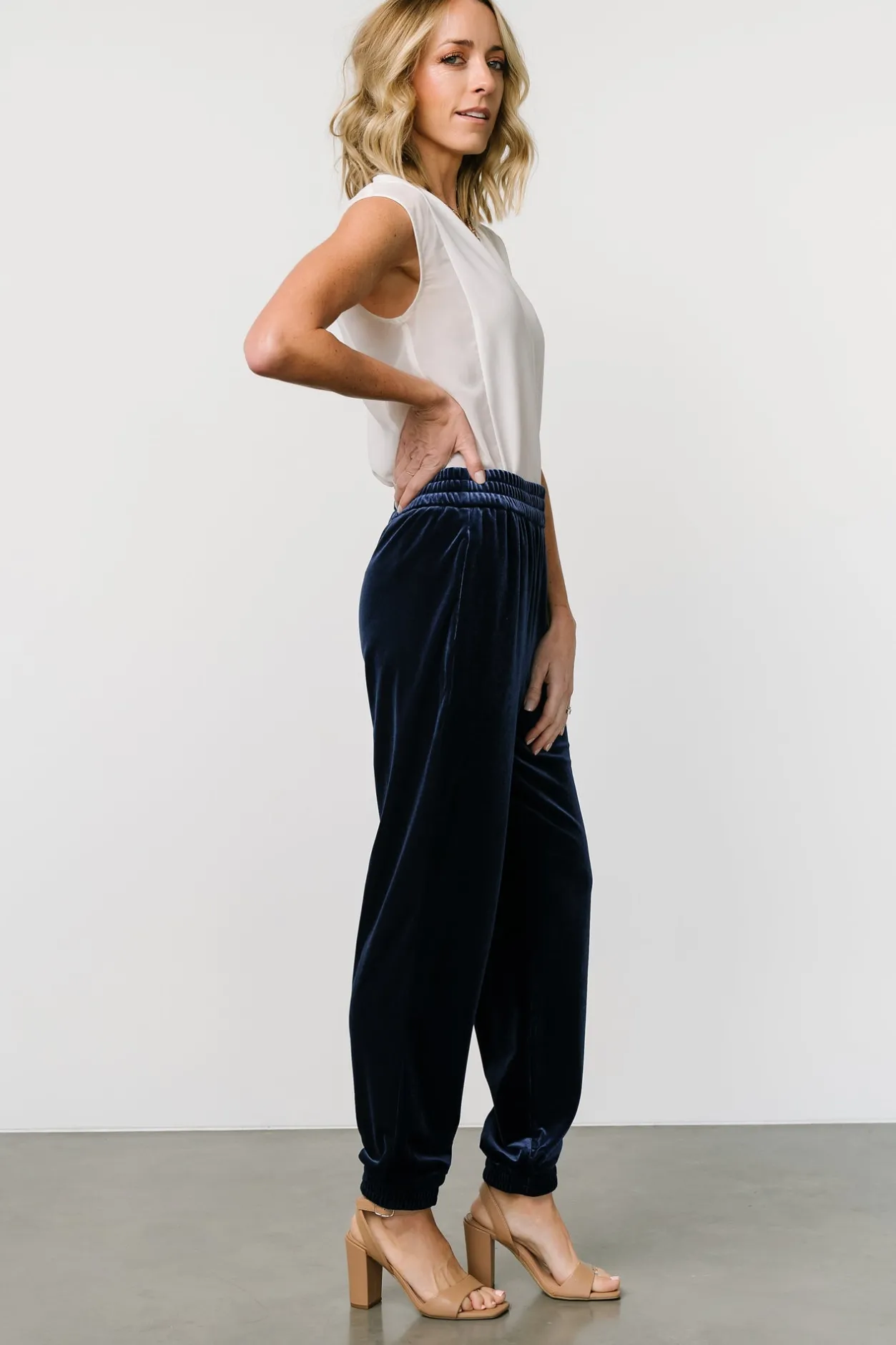 Outlet Baltic Born Archie Velvet Jogger Pants | Peacock