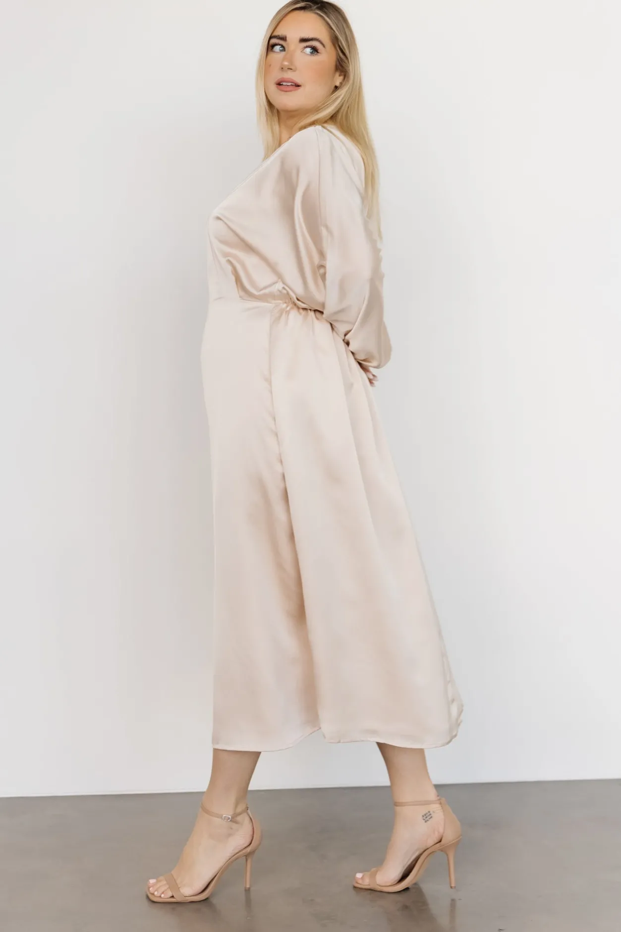 Outlet Baltic Born Balta Satin Midi Dress | Champagne