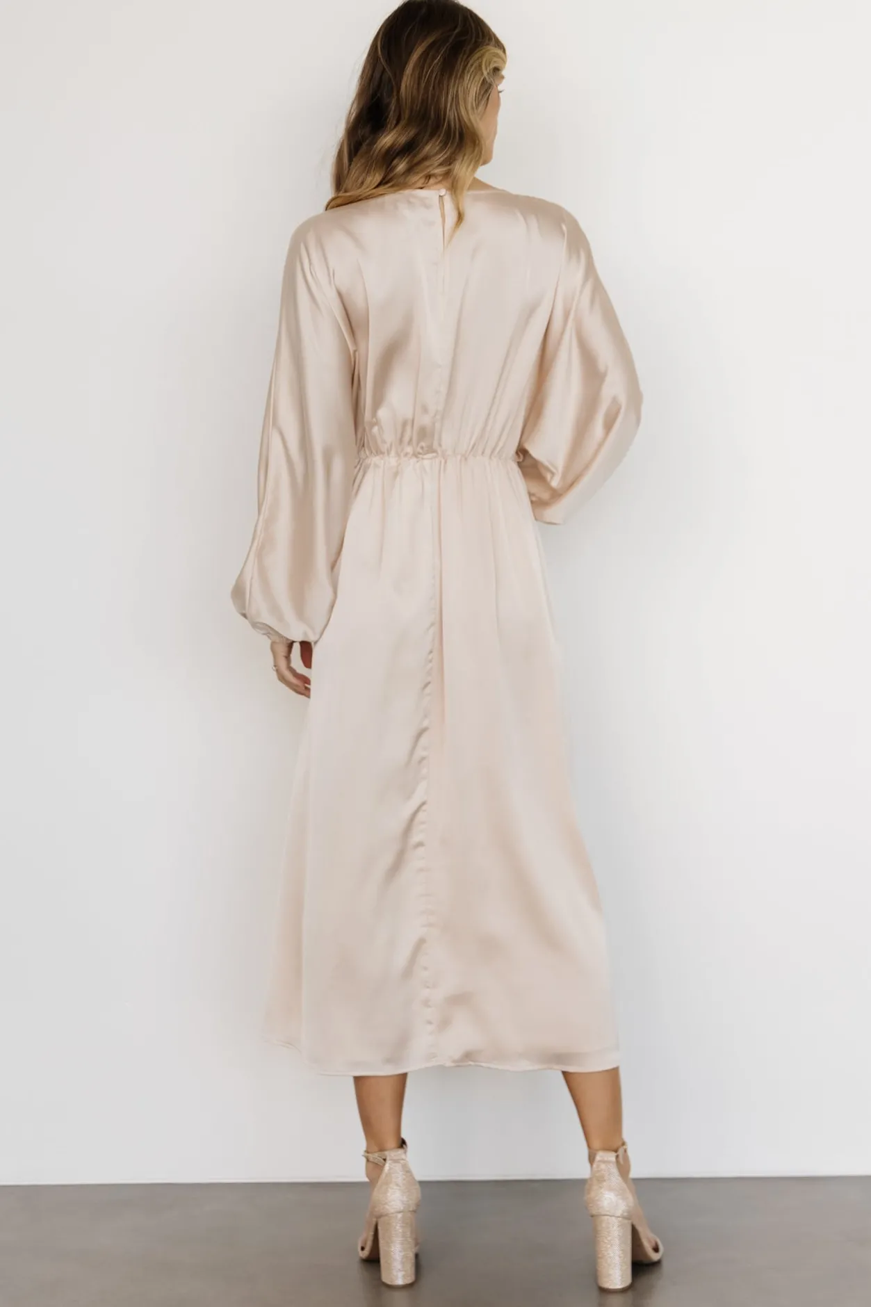 Outlet Baltic Born Balta Satin Midi Dress | Champagne