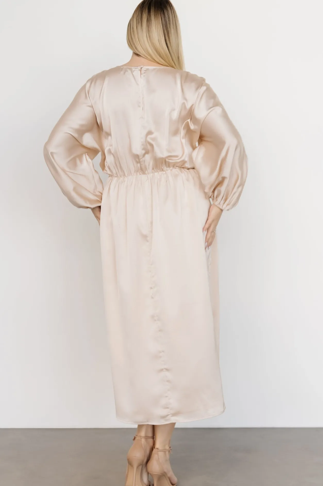 Outlet Baltic Born Balta Satin Midi Dress | Champagne