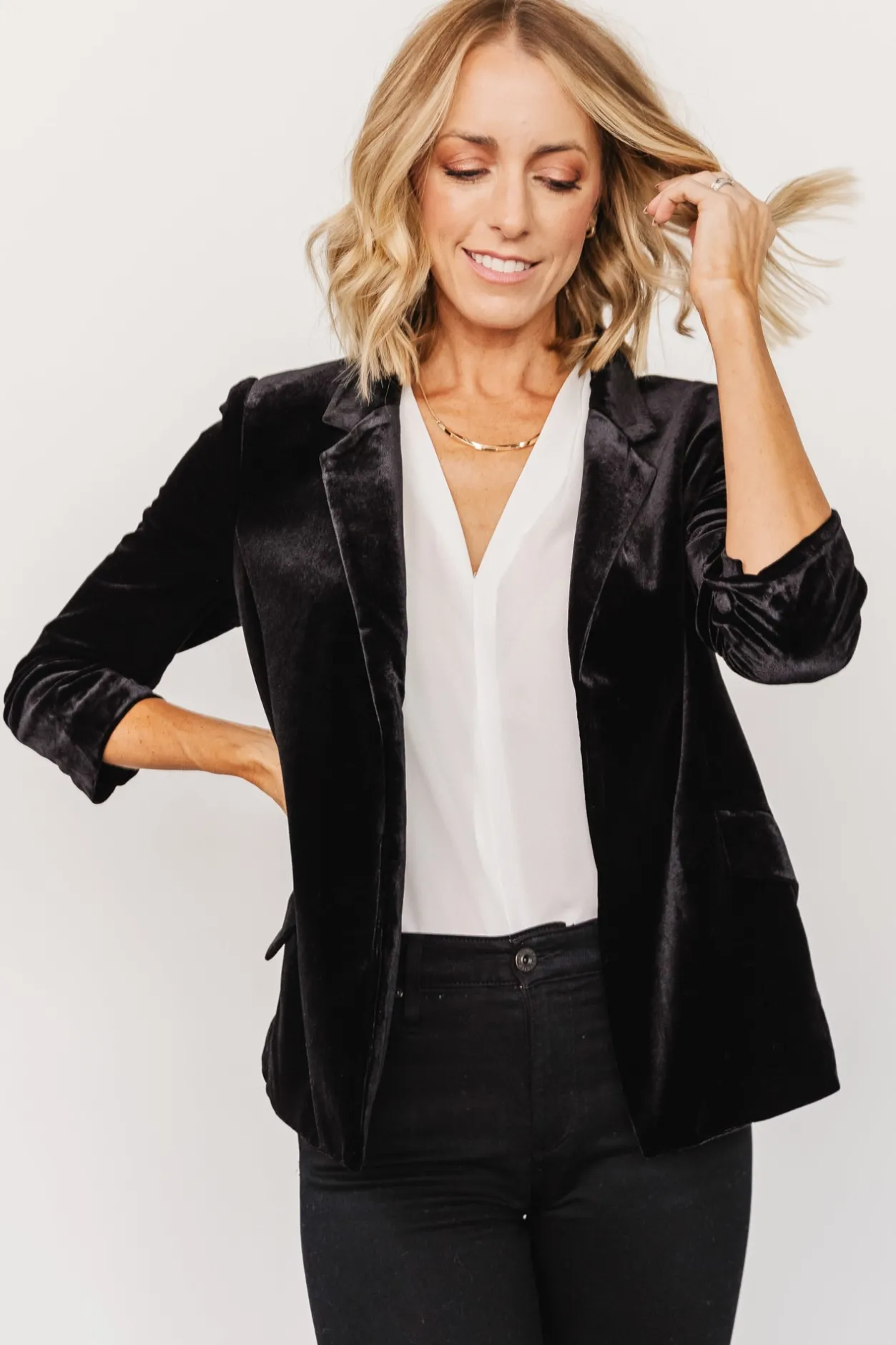 Hot Baltic Born Brinton Velvet Blazer | Black