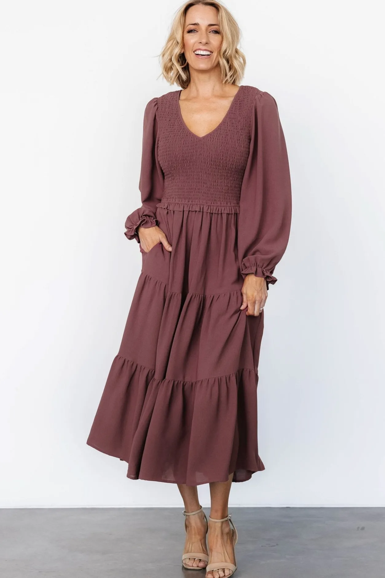 Discount Baltic Born Endsley Smocked Midi Dress | Mauve