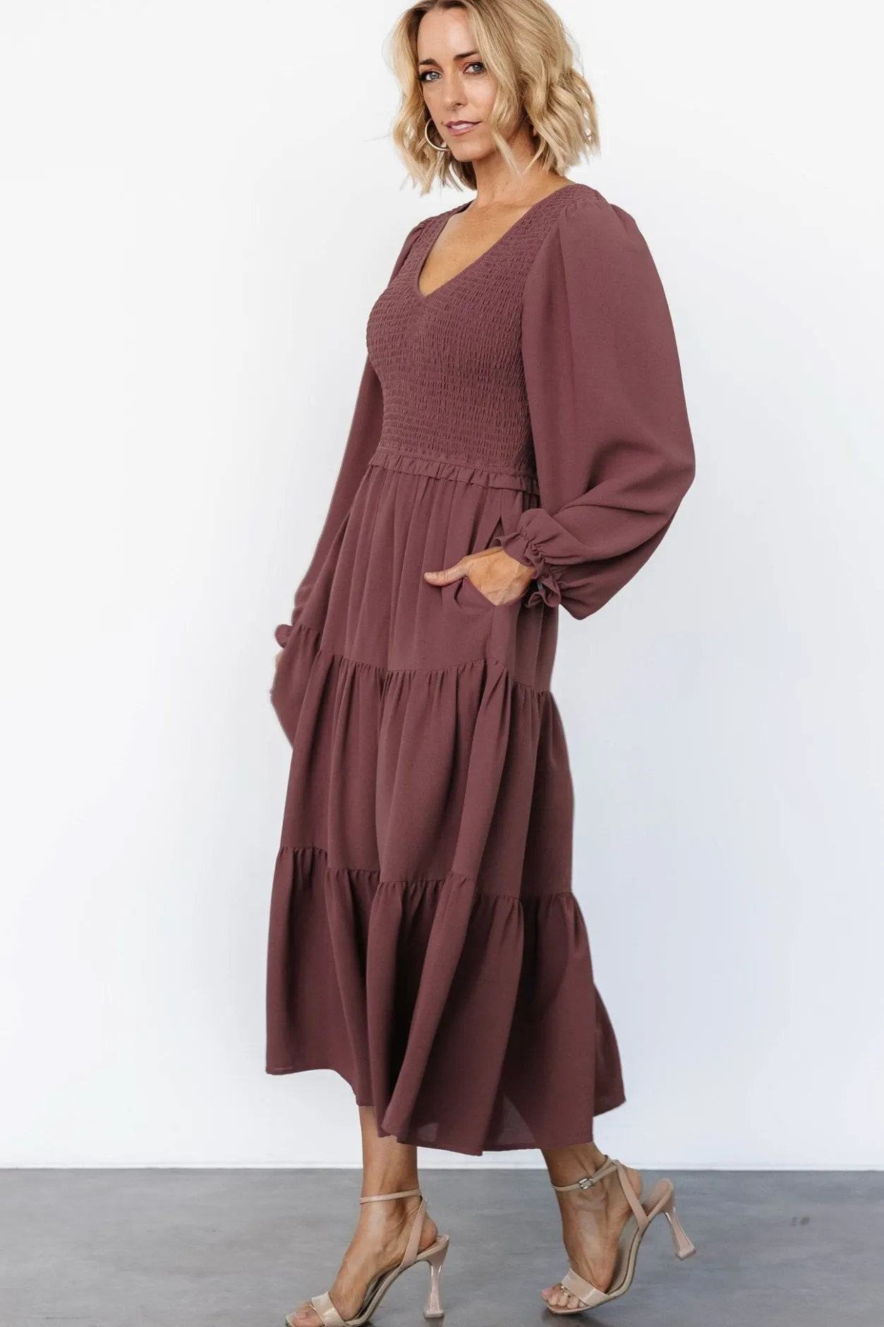 Discount Baltic Born Endsley Smocked Midi Dress | Mauve