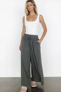 Hot Baltic Born Florence Textured Pants | Olive