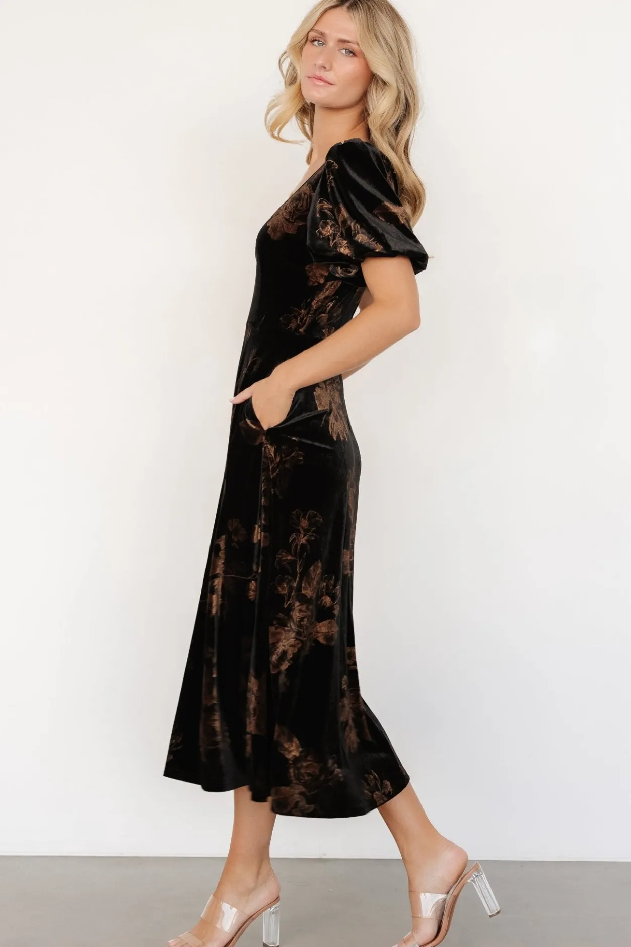 Hot Baltic Born Janna Velvet Midi Dress | Black + Bronze Floral Black+BronzeFloral