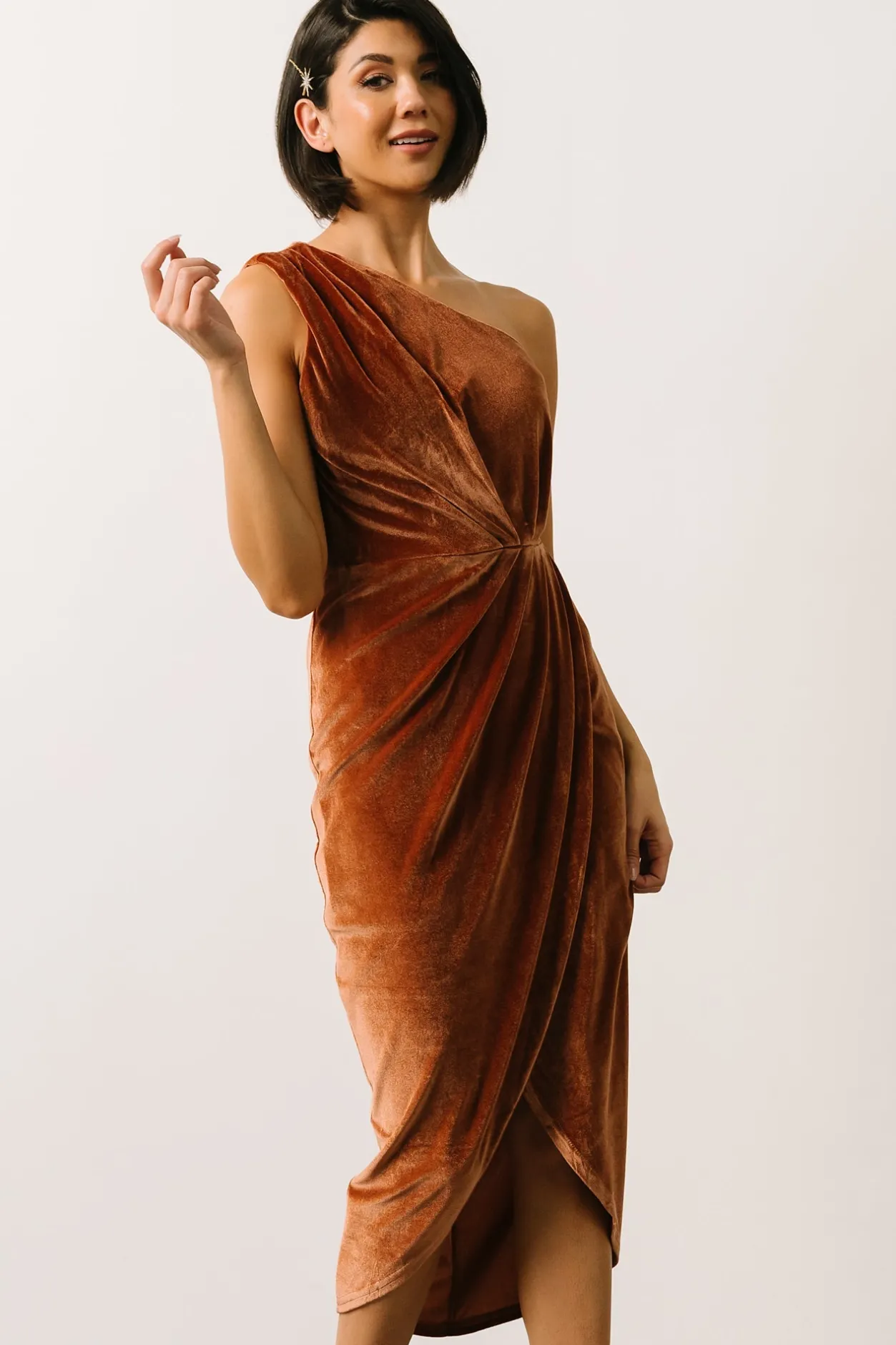 Hot Baltic Born Kourtney Velvet One Shoulder Midi Dress | Spice