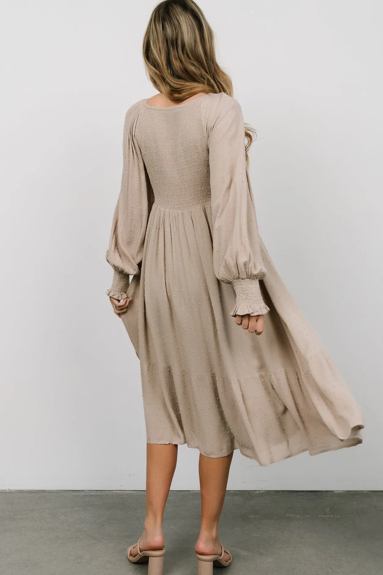 Discount Baltic Born Lainey Smocked Dotted Midi Dress | Beige