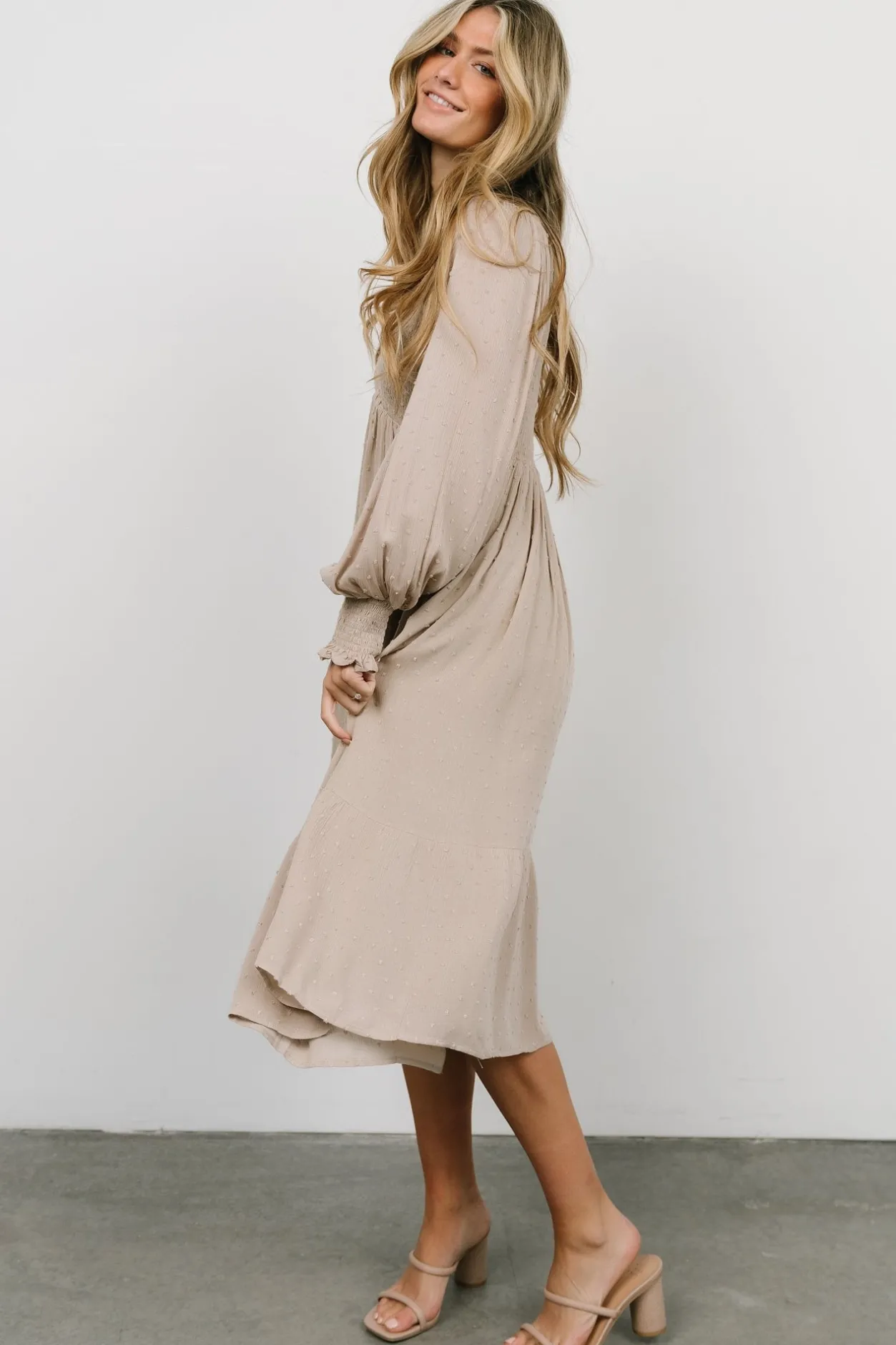 Discount Baltic Born Lainey Smocked Dotted Midi Dress | Beige
