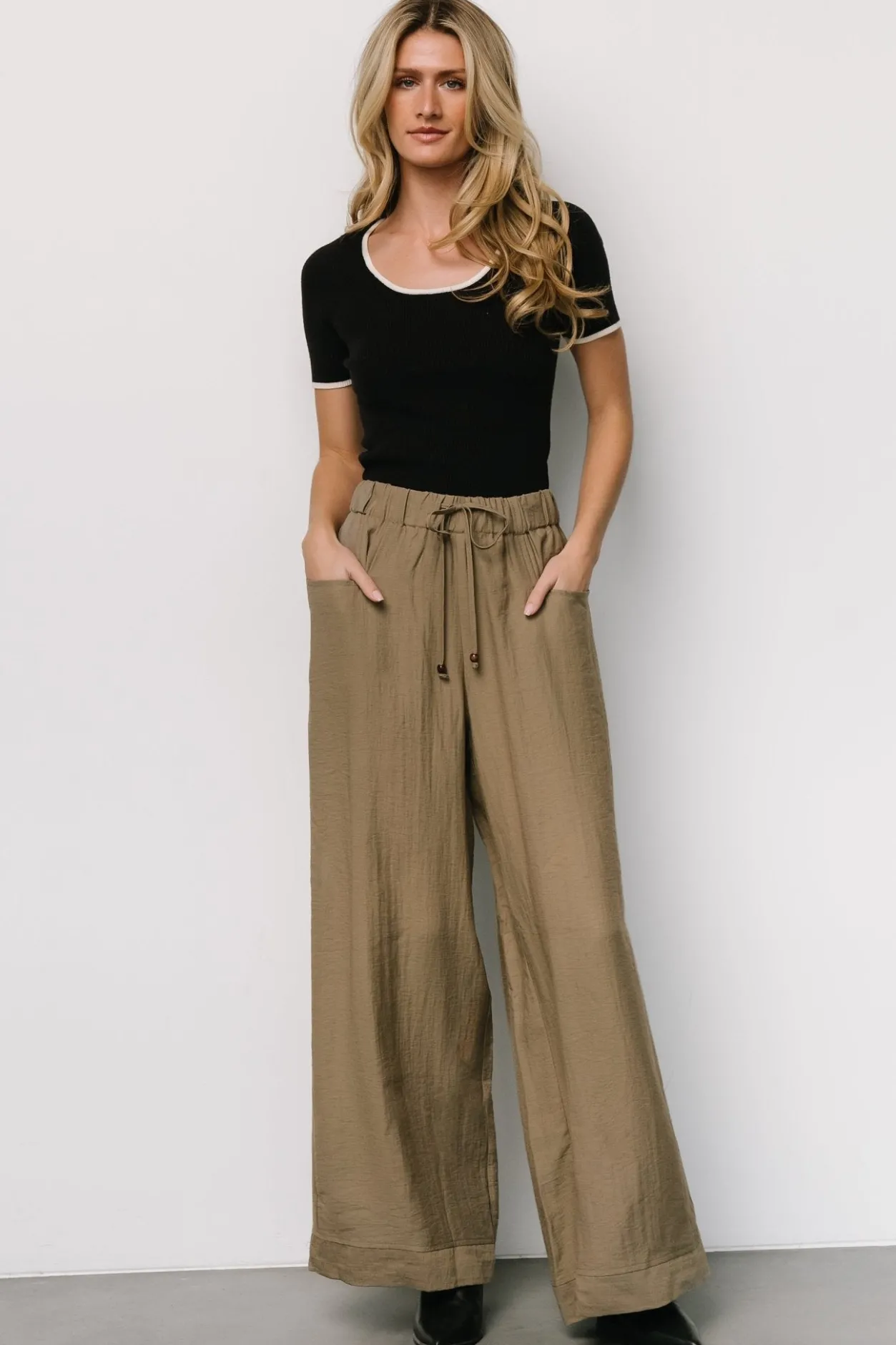Clearance Baltic Born Leza Pants | Olive