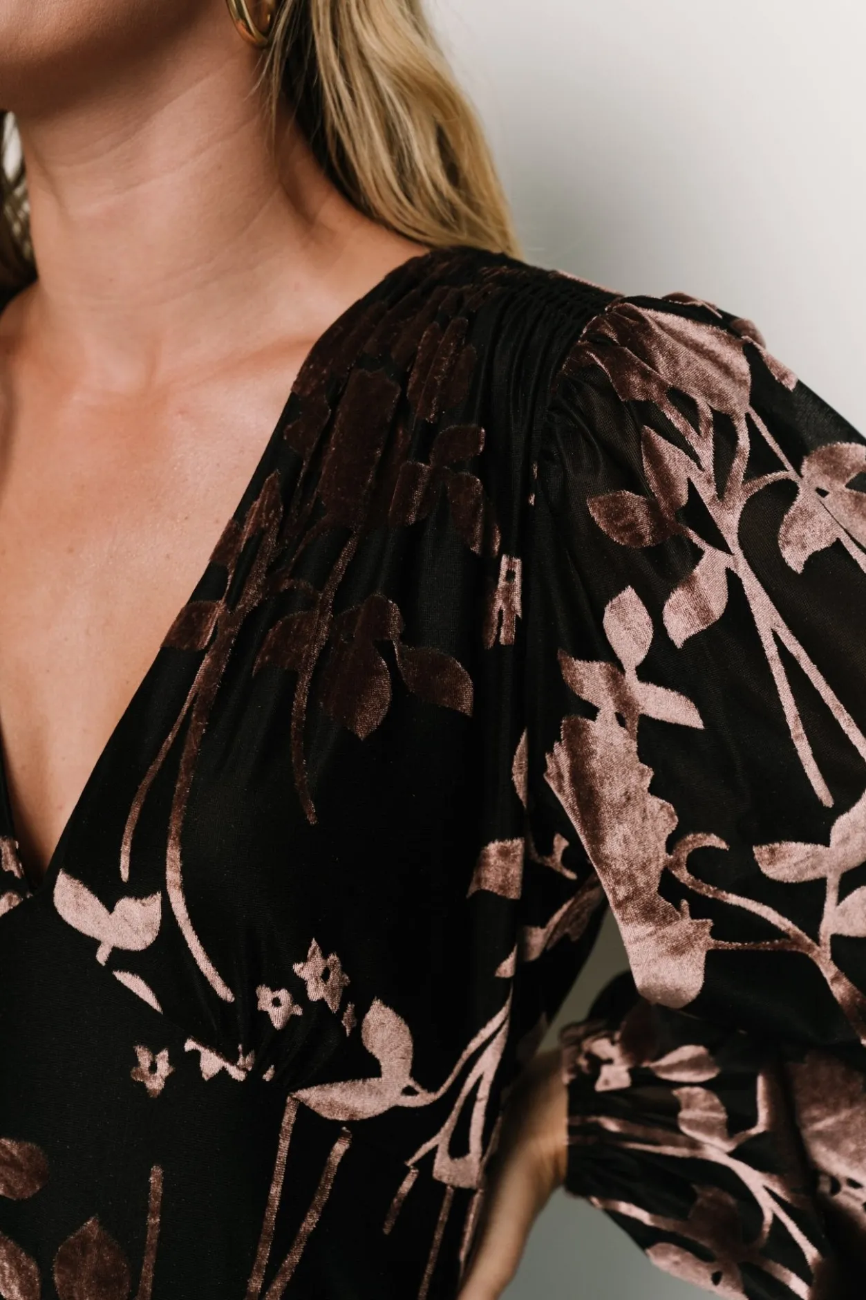 Outlet Baltic Born Liana Velvet Embossed Maxi Dress | Black