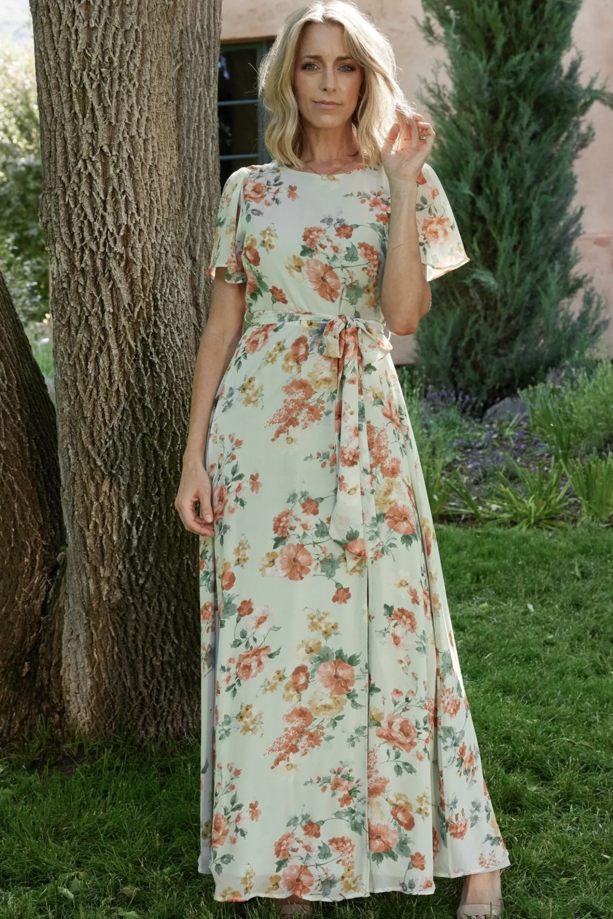 Hot Baltic Born Naomi Short Sleeve Maxi Dress | Sage Floral SageFloral