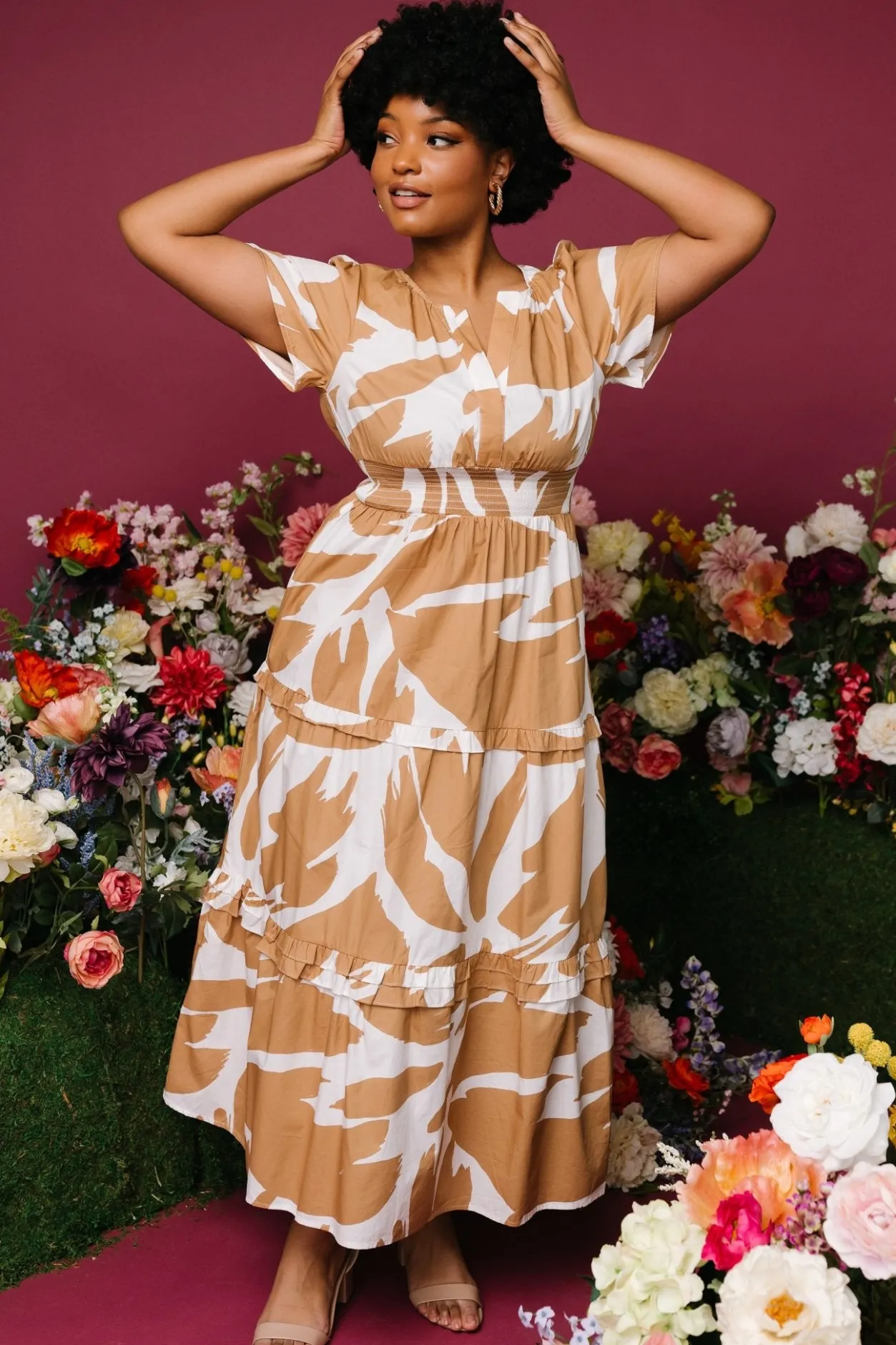 Fashion Baltic Born Palmer Tiered Maxi Dress | Camel + White Camel+White