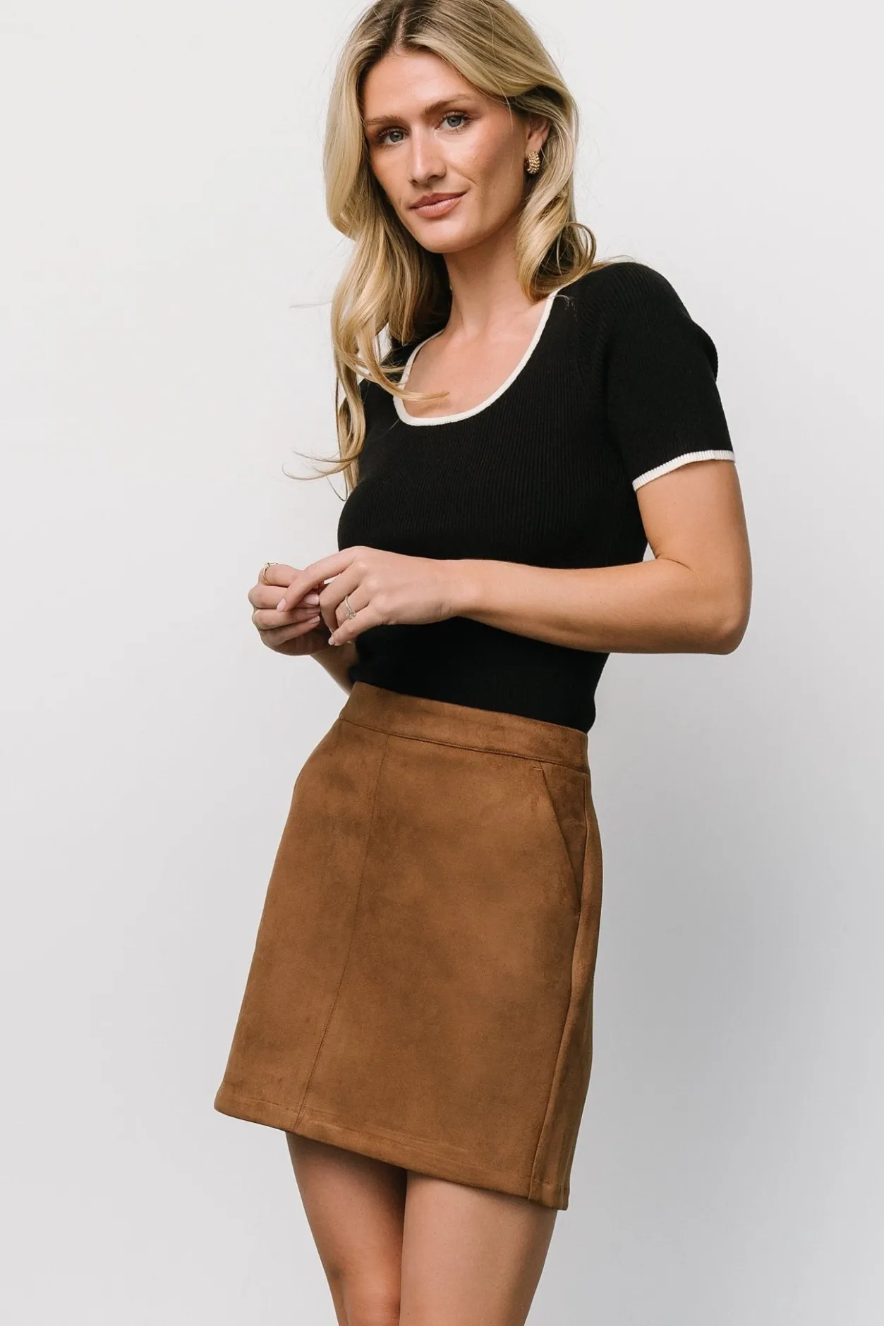 Best Baltic Born Rylan Faux Suede Short Skirt | Caramel