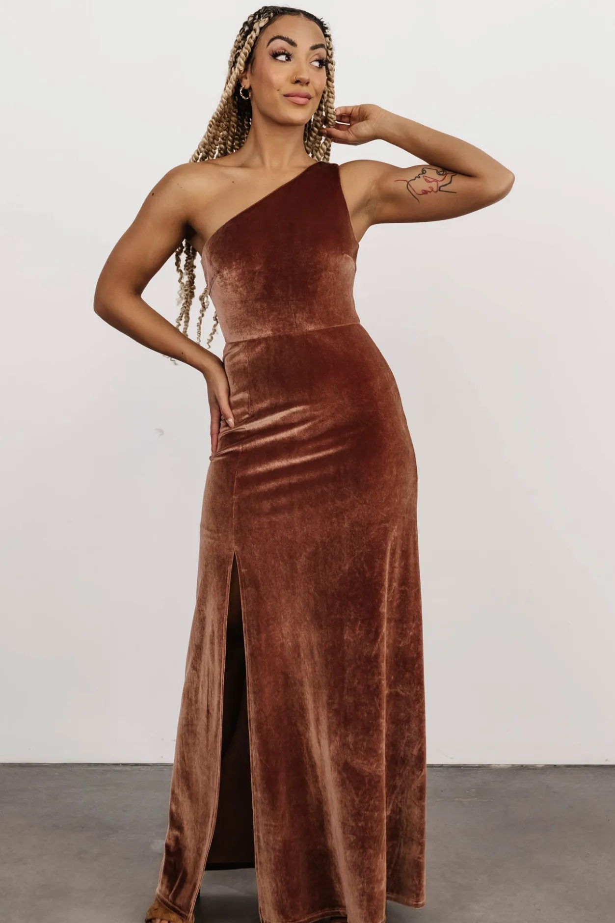 Outlet Baltic Born Tatiana Velvet One Shoulder Maxi Dress | Bronze