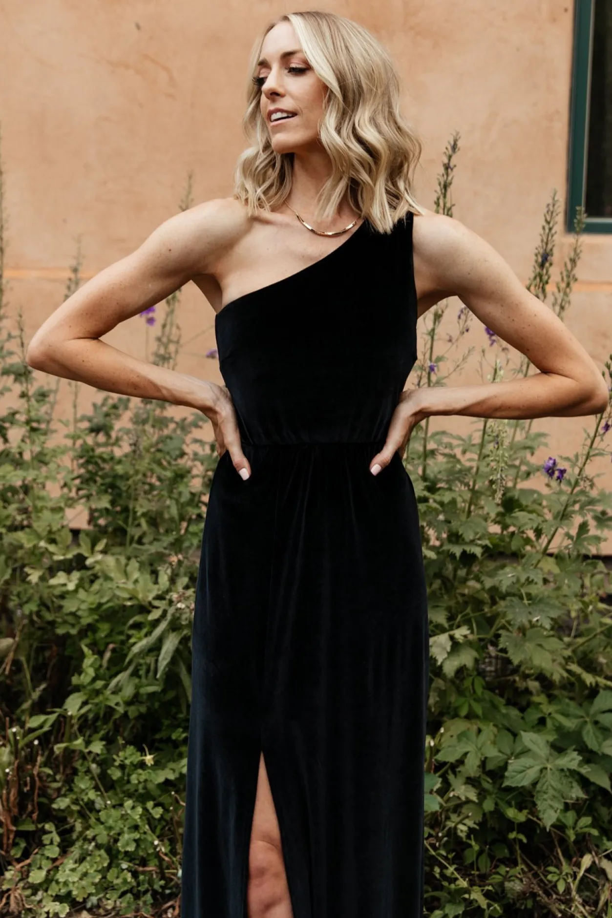 Hot Baltic Born Tatiana Velvet One Shoulder Maxi Dress | Black