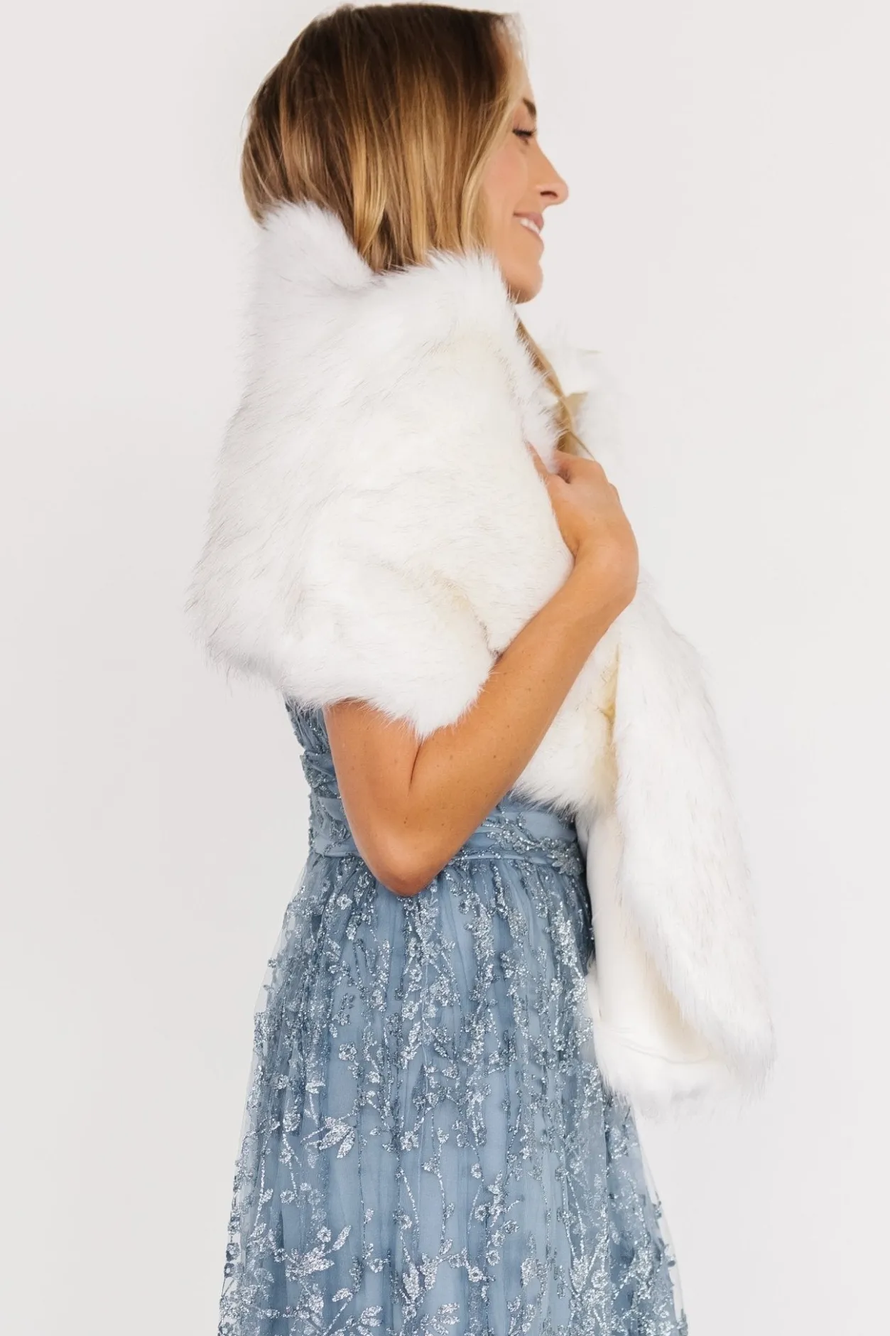 Sale Baltic Born Valerie Faux Fur Shawl | Ivory